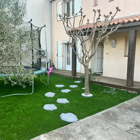 Climatisee 110m2 Avec Piscine Villa